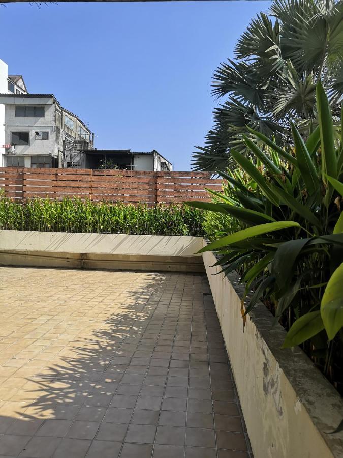 26 Condo With Pool Opposite The Train Station, Near Old City And Nimman Чиангмай Экстерьер фото