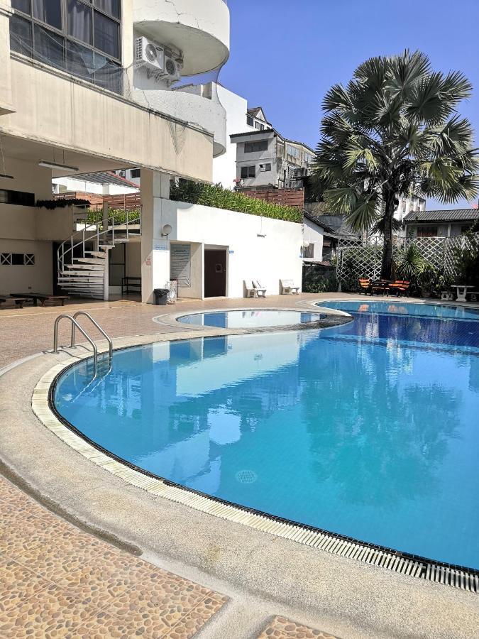 26 Condo With Pool Opposite The Train Station, Near Old City And Nimman Чиангмай Экстерьер фото